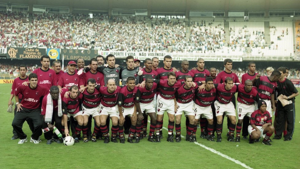 Time do Flamengo Tricampeão Carioca 2001: Clemer, Júlio César, Jorginho, Max, Fernando, Juan e Adriano; Maurinho, Rodrigo Juliano, Leandro Ávila, Roma, Reinaldo, Petkovic, Rocha, Cássio, Alessandro, Edílson e Beto. Técnico Zagallo