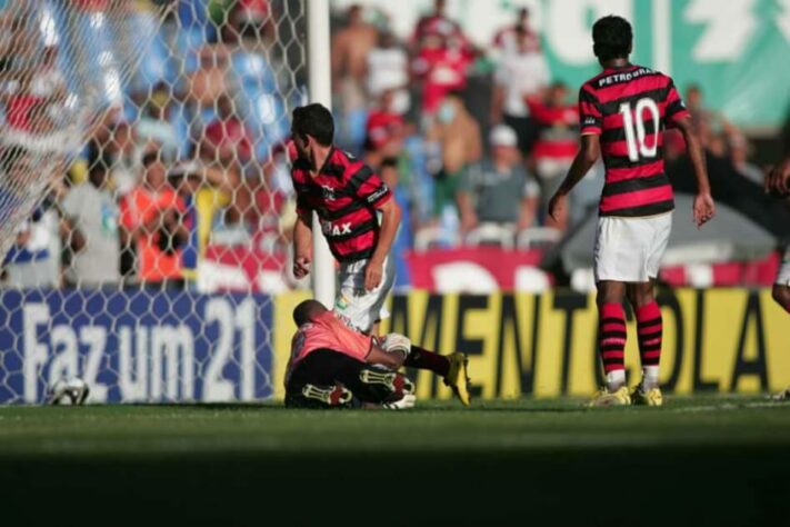 Juan marca o gol do Flamengo na vitória por 1x0 sobre o Friburguense pela 1ª rodada da Taça Guanabara, no dia 25 de janeiro de 2009