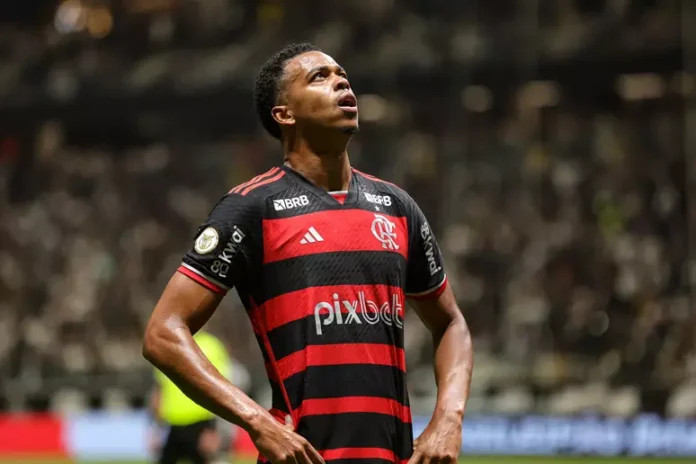 Carlinhos no Flamengo em 2024