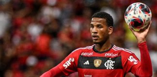 Cleiton, jovem zagueiro da base do Flamengo