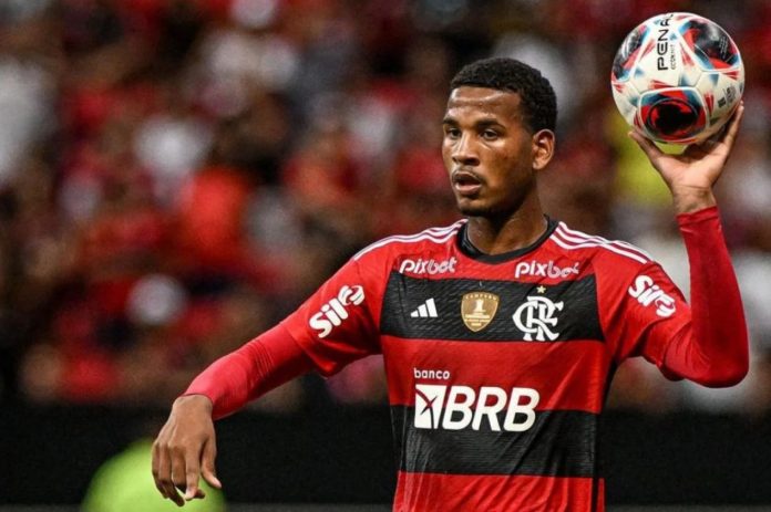 Cleiton, jovem zagueiro da base do Flamengo