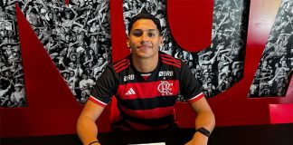 Davy Rezende assina contrato com o Flamengo