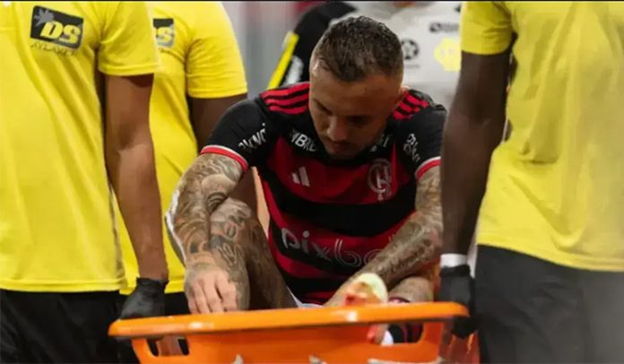 Everton Cebolinha lesionado