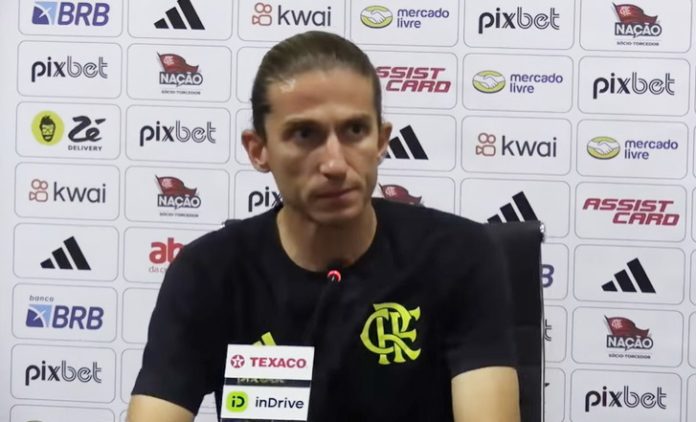 Filipe Luis em entrevista após vitória do Flamengo sobre o Criciúma