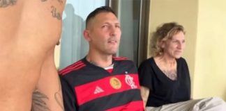 Materazzi veste o Manto Sagrado do Flamengo