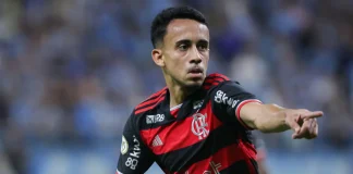 Matheus Gonçalves em campo pelo Flamengo 2024