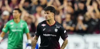 Thuler em campo pelo Vissel Kobe do Japão