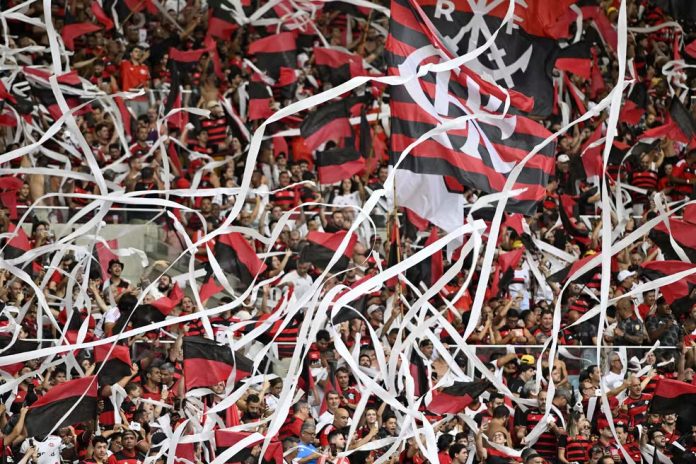 Torcida do Flamengo fazendo linda festa no Maracanã