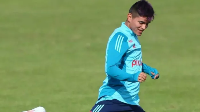 Alcaraz em treino do Flamengo no Ninho do Urubu 2025