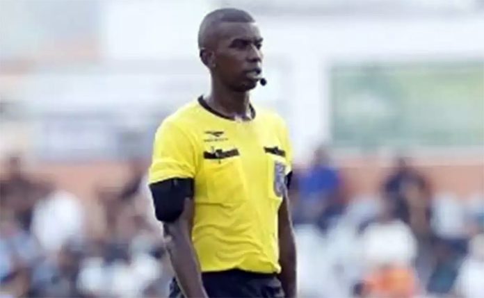 Árbitro Júlio César de Oliveira