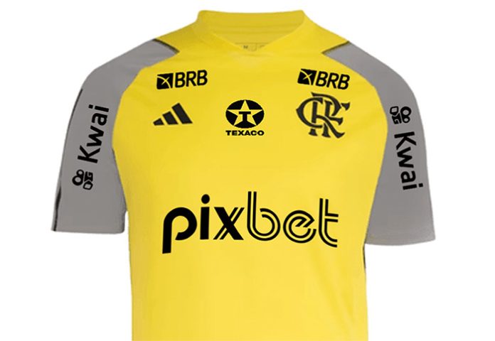 Patrocínios na camisa de treino do Flamengo