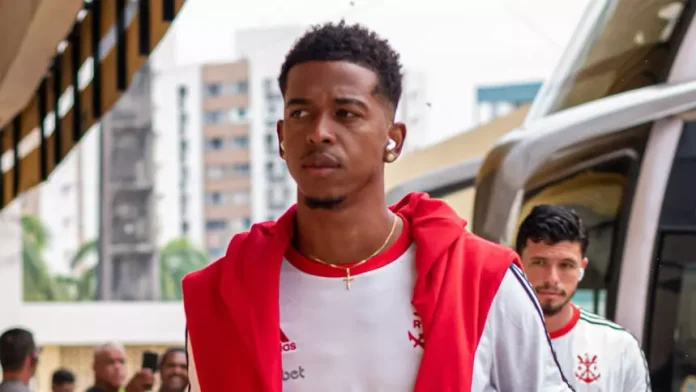 Carlinhos atacante do Flamengo em 2024