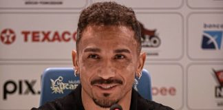 Danilo em sua entrevista coletiva de apresentação no Flamengo