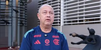 Fábio Marcelo, fisioterapeuta do Flamengo — Foto: Reprodução / FlaTV