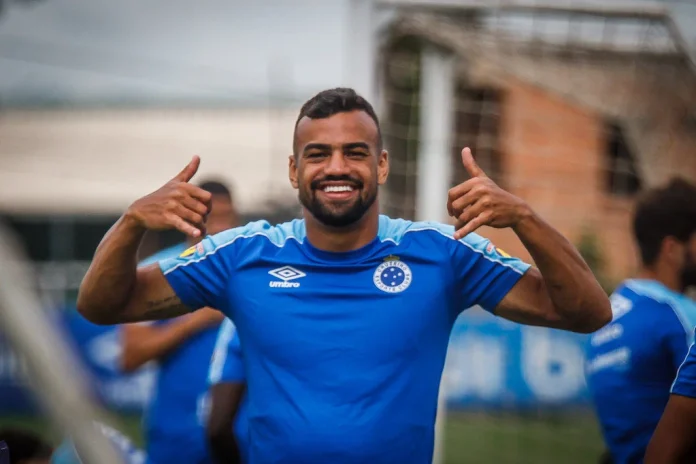 Fabrício Bruno está voltando ao Cruzeiro