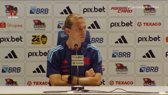 Filipe Luís em entrevista coletiva após Flamengo 2 x 0 Sampaio Corrêa