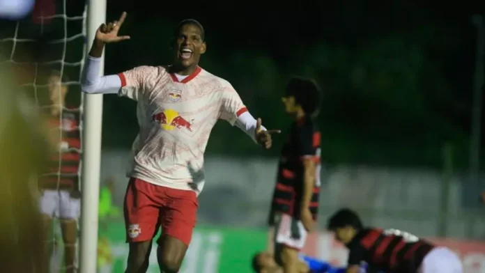Flamengo é eliminado pelo Bragantino na Copinha 2025