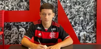 Israel assinou contrato com o Flamengo
