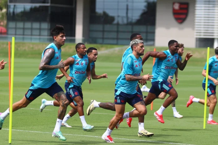 Jogadores do Flamengo treinam do Ninho do Urubu 2025