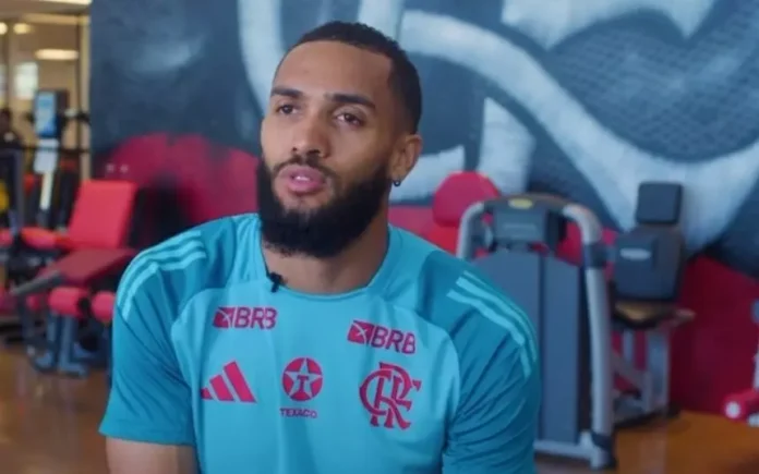 Juninho na academia do Flamengo no Ninho do Urubu 2025
