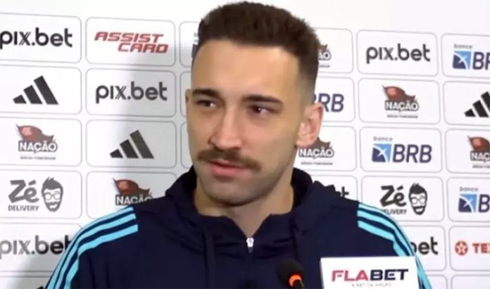 Leo Ortiz em entrevista nos EUA