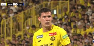 Matheus Sávio em campo pelo Kashiwa Reysol