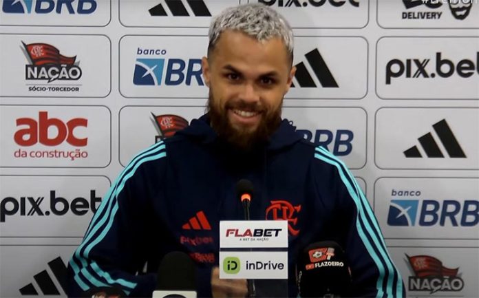 Michael em entrevista no Flamengo nos EUA 2025