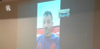 Danilo fala em vídeo com jogadores da Seleção Brasileira Sub-20, que estão jogando o Sul-Americano