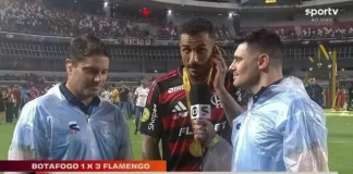 Danilo concede entrevista ao Sportv após conquistar a Supercopa do Brasil pelo Flamengo