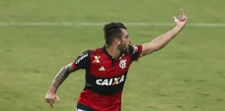 Felipe Vizeu em treta com Rodolpho no Flamengo
