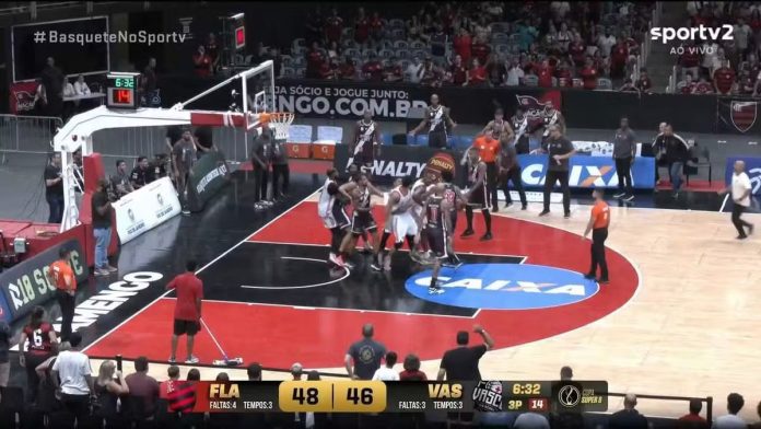 Flamengo e Vasco no Super 8 de Basquete