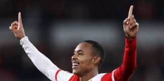 Igor Paixão em campo pelo Feyenoord