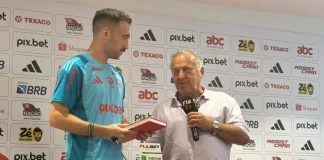 Leo Ortiz e Zico no Ninho do Urubu
