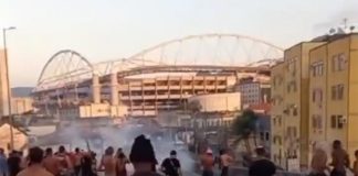 Torcedores brigam no entorno Engenhão
