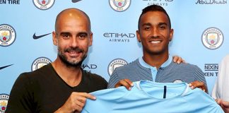 Ao lado de Guardiola, Danilo se apresenta no Manchester City