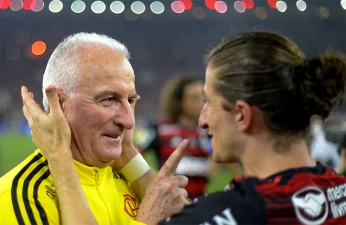 Dorival Junior e Filipe Luís no Flamengo em 2022