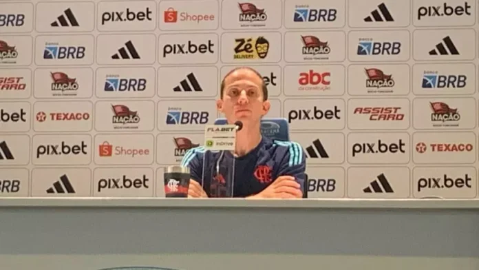 Filipe Luís em entrevista após vitória do Flamengo sobre o Fluminense