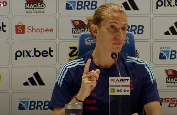 Filipe Luís em entrevista após vitória do Flamengo sobre o Vasco