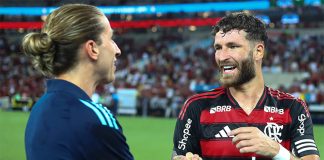 O técnico Filipe Luís e o zagueiro Léo Pereira em campo pelo Flamengo