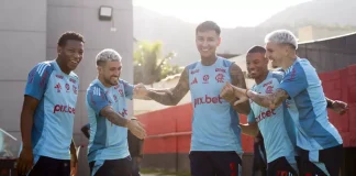 Gonzalo Plata, Arrascaeta, Pulgar, De la Cruz e Varella em treino do Flamengo no Ninho do Urubu