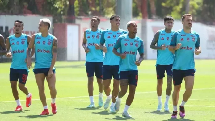 Jogadores-Treino-Flamengo-Ninho-do-Urubu-2025 Jogadores do Flamengo treinam no Ninho do Urubu