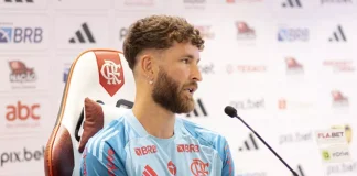 Léo Pereira em entrevista no Ninho do Urubu