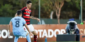 Pablo Lúcio em campo pelo Flamengo contra o O’Higgins