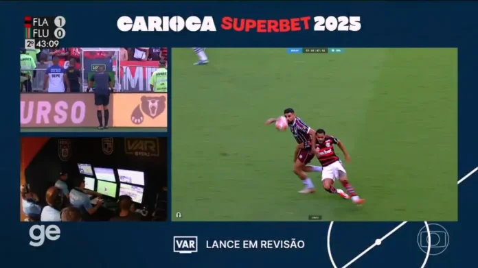 VAR anula gol legal do Flamengo na final do Carioca