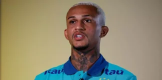 Wesley em apresentação da Seleção Brasileira