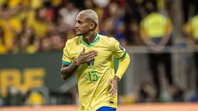 Wesley em campo pela Seleção Brasileira