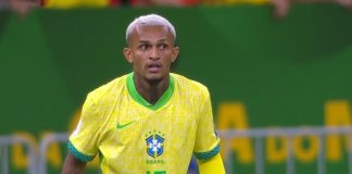Wesley em campo pela Seleção Brasileira