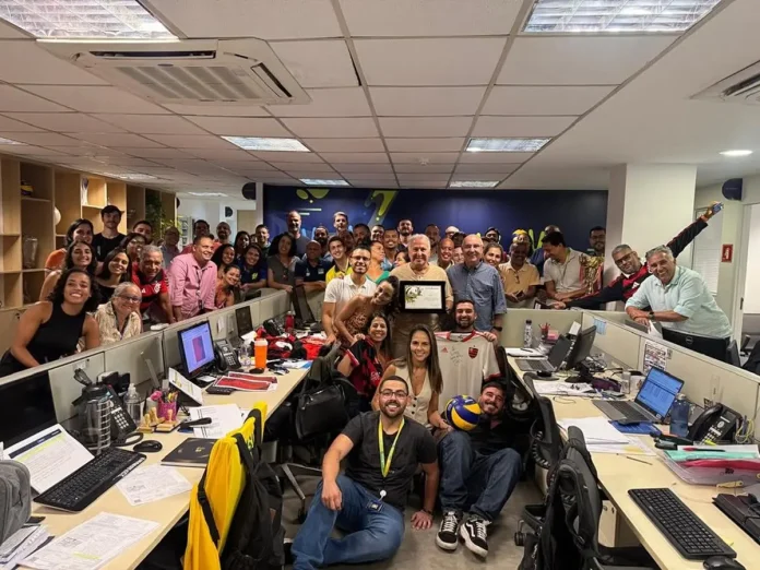 Zico é homenageado na CBV
