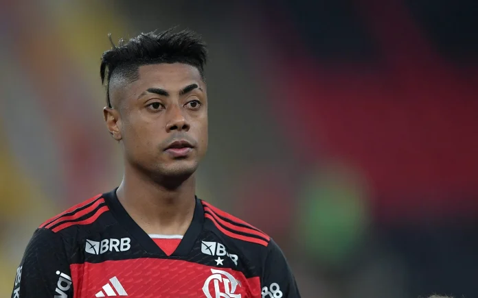 Bruno Henrique em campo pelo Flamengo