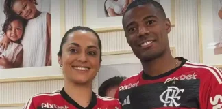 De la Cruz e sua esposa Vanesa Britos